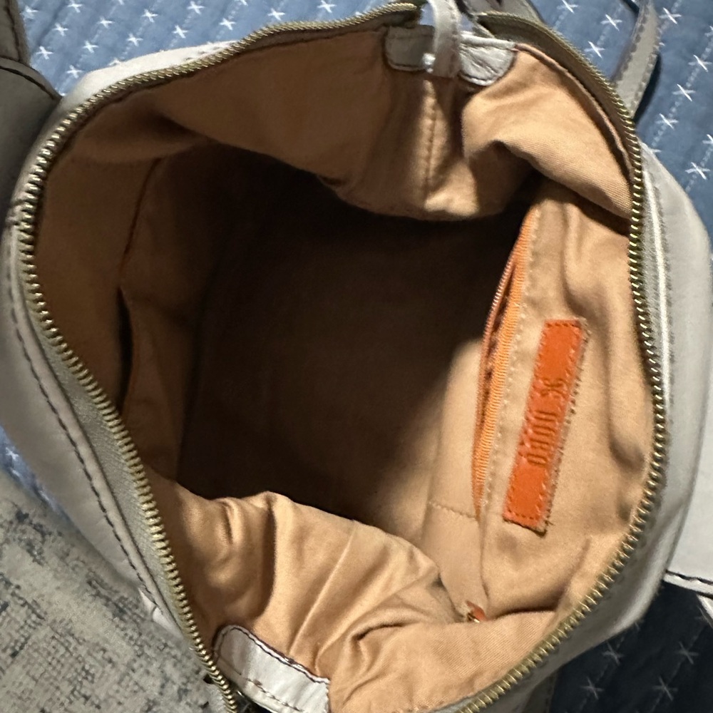 Nwot Sheila Medium Satchel. Light grey polished leather. Perfect condition. - Picture 6 of 7